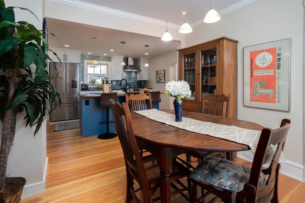 947 Pine Street Burlington VT 05401