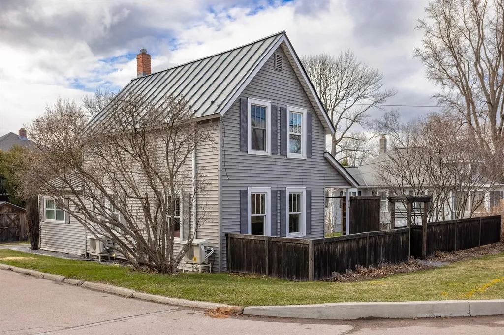 947 Pine Street Burlington VT 05401