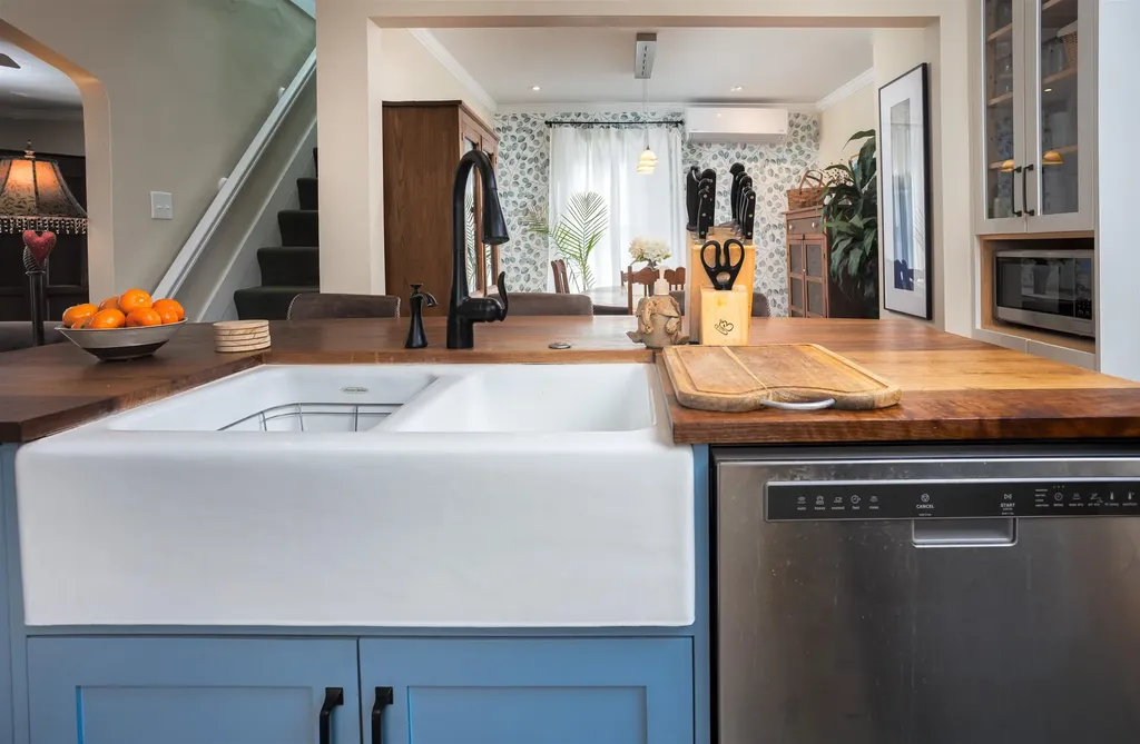 947 Pine Street Burlington VT 05401