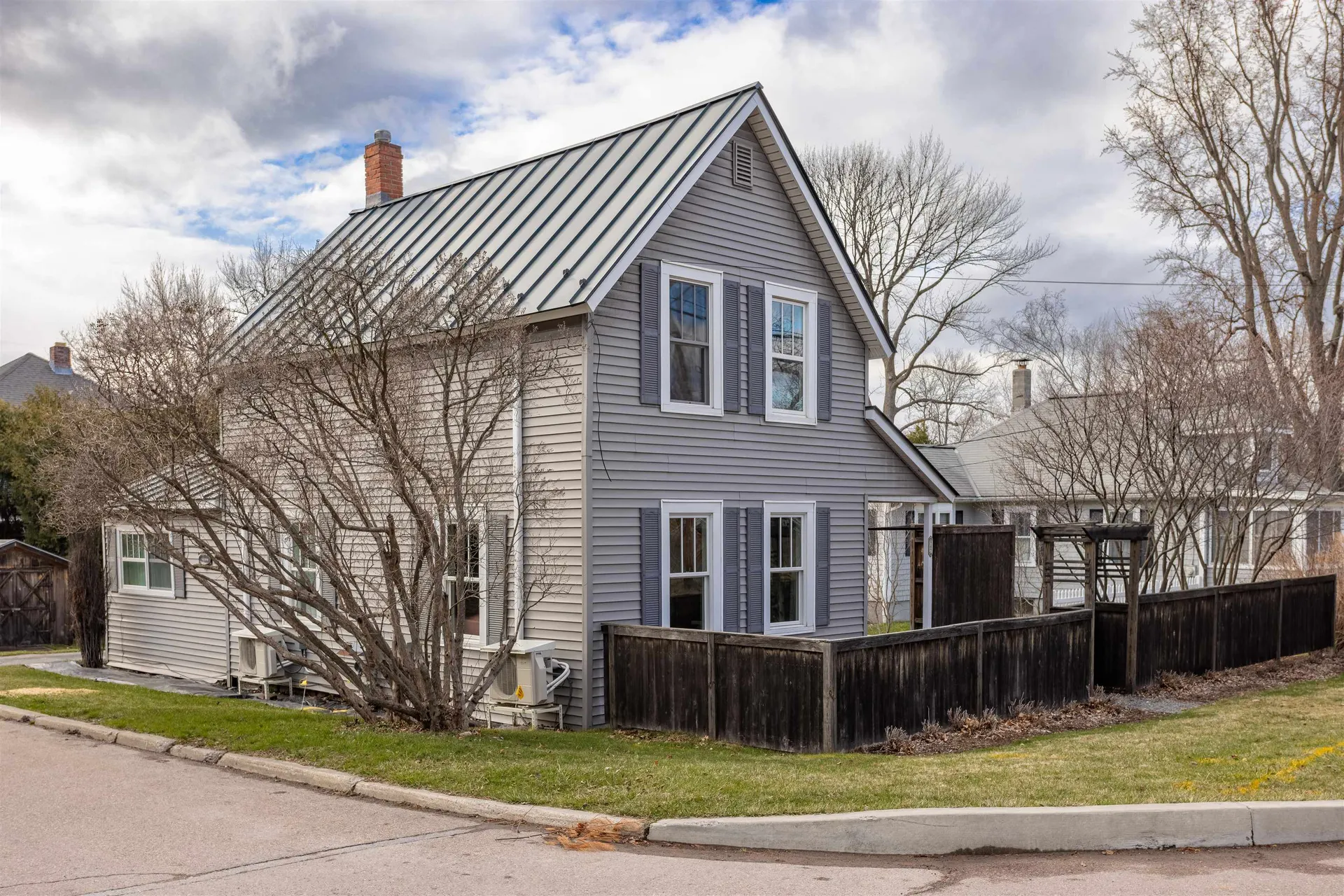 947 Pine Street Burlington VT 05401