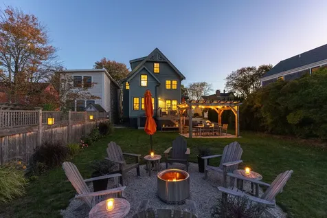 35 Salter Street Portsmouth NH 03801