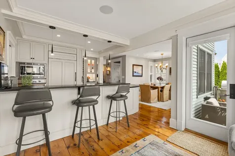 35 Salter Street Portsmouth NH 03801