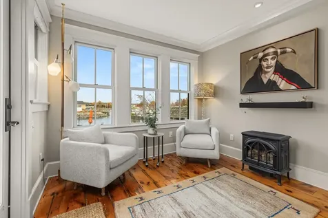 35 Salter Street Portsmouth NH 03801