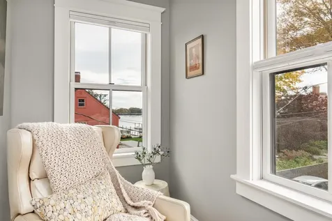 35 Salter Street Portsmouth NH 03801
