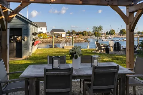 35 Salter Street Portsmouth NH 03801