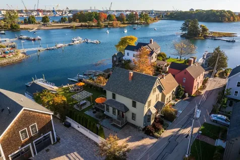 35 Salter Street Portsmouth NH 03801