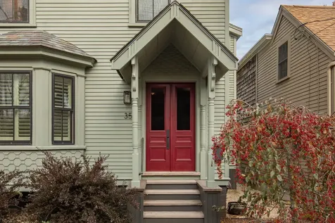 35 Salter Street Portsmouth NH 03801
