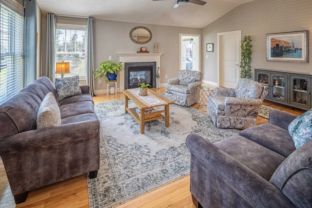 24 Sierra Hill Drive Dover NH 03820