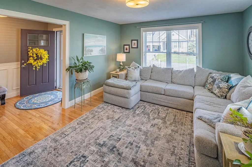 24 Sierra Hill Drive Dover NH 03820