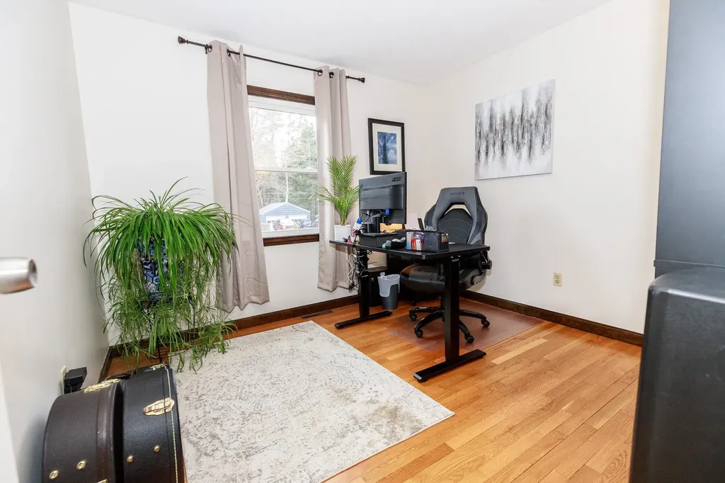 27 Trowbridge Road Keene NH 03431