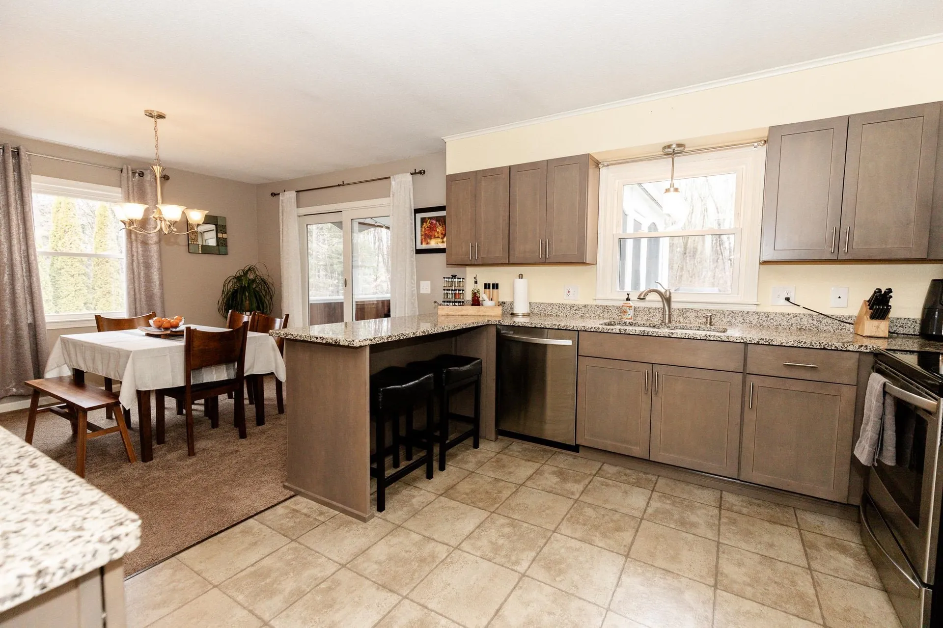 27 Trowbridge Road Keene NH 03431