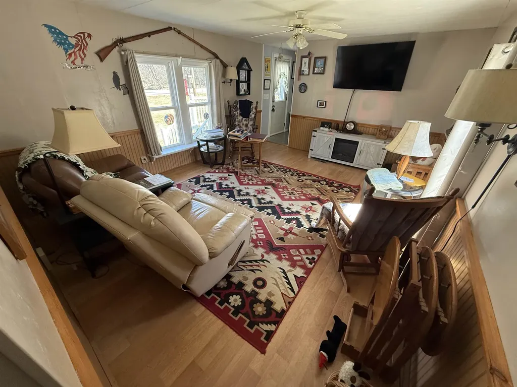 275 Cross Mill Road Northfield NH 03276