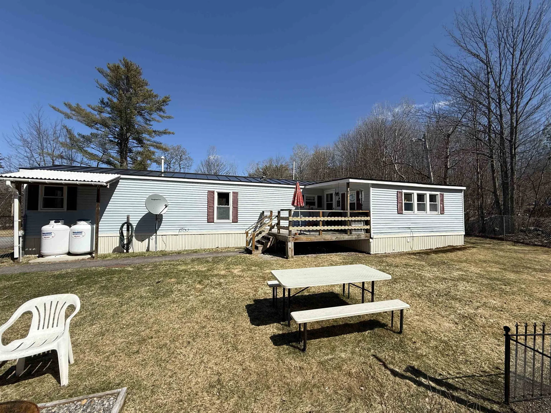 275 Cross Mill Road Northfield NH 03276