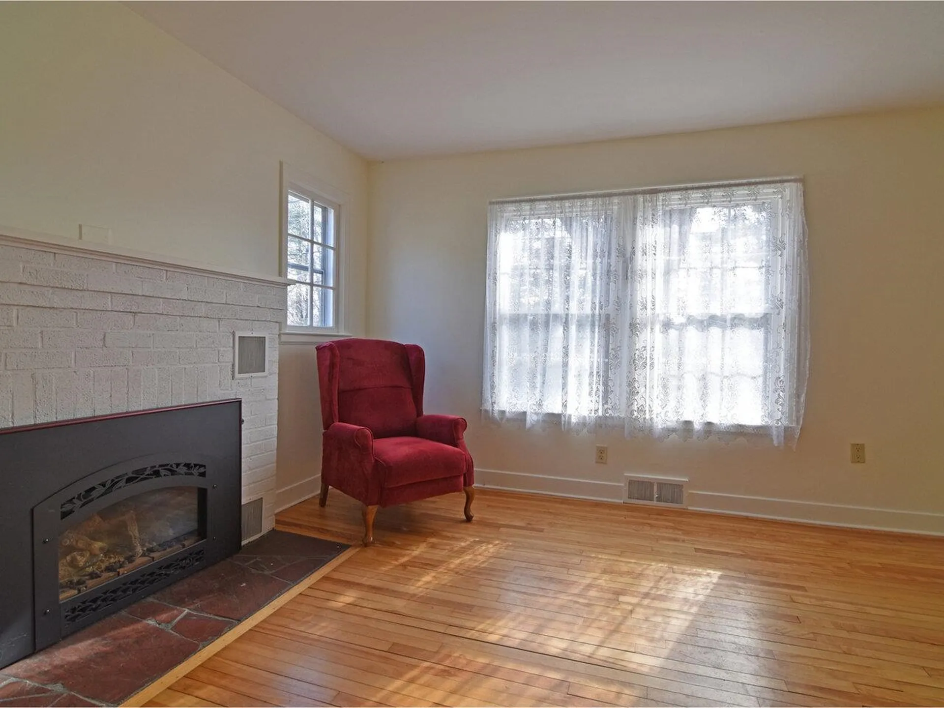 1033 Pine Street Burlington VT 05401