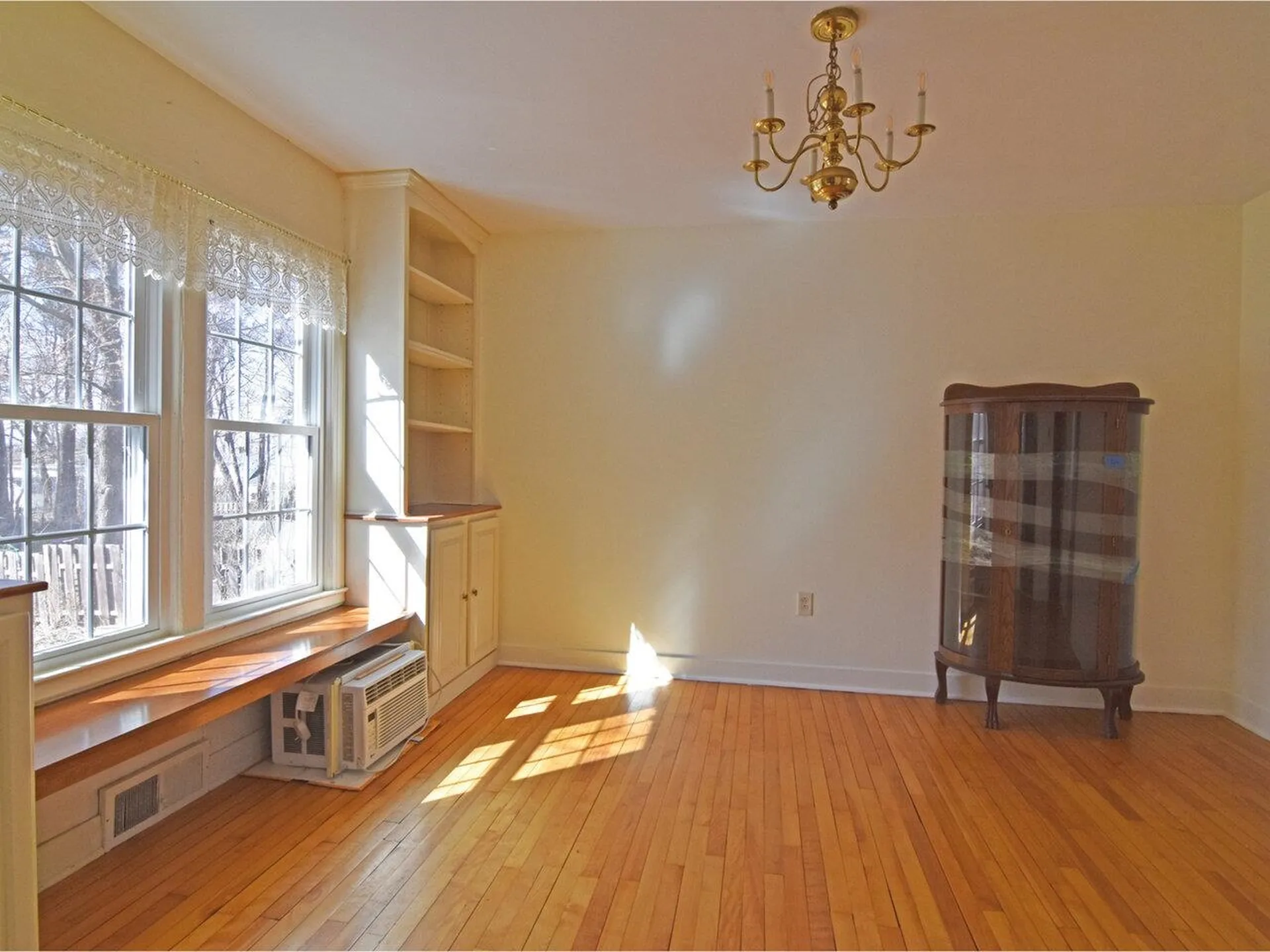 1033 Pine Street Burlington VT 05401