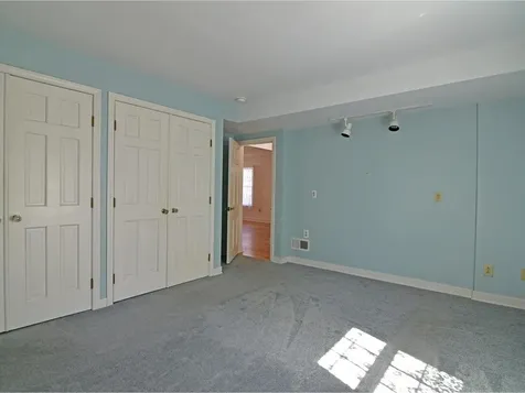 1033 Pine Street Burlington VT 05401