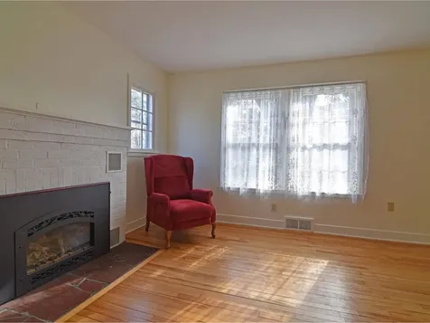 1033 Pine Street Burlington VT 05401