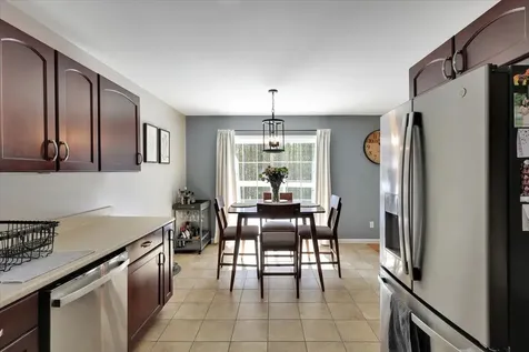 222b Ledgewood Lane Georgia VT 05468
