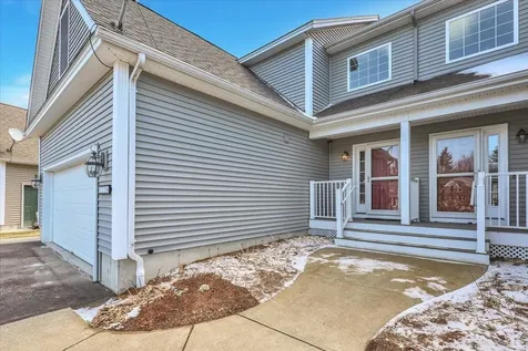 222b Ledgewood Lane Georgia VT 05468