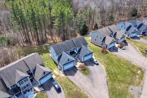 222b Ledgewood Lane Georgia VT 05468