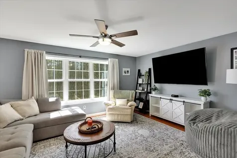 222b Ledgewood Lane Georgia VT 05468