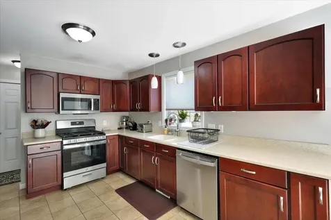 222b Ledgewood Lane Georgia VT 05468