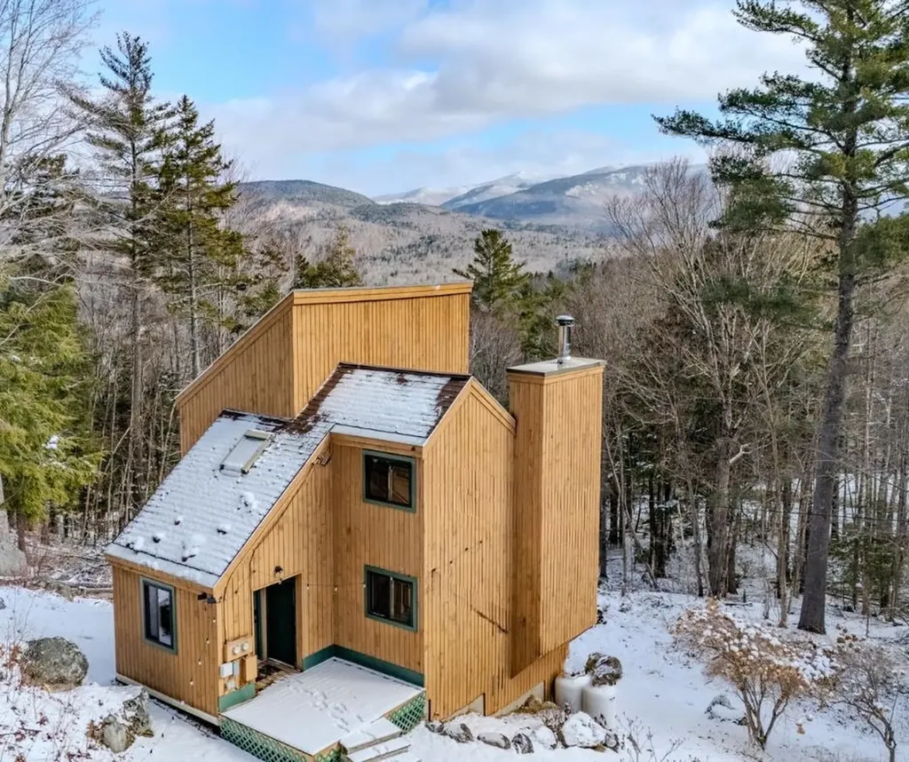 54 Pegwood Road Campton NH 03223