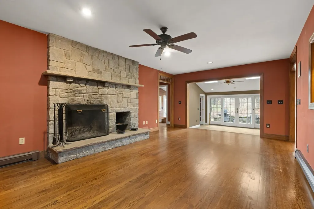 14 Gale Road Hampton NH 03842