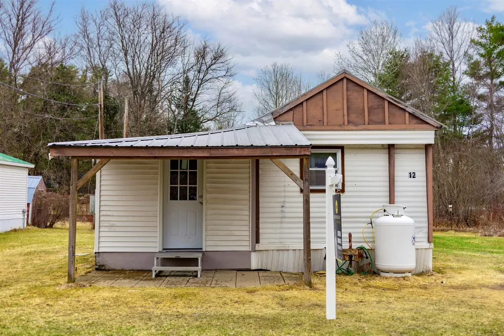 12 Smith Drive Canaan NH 03741