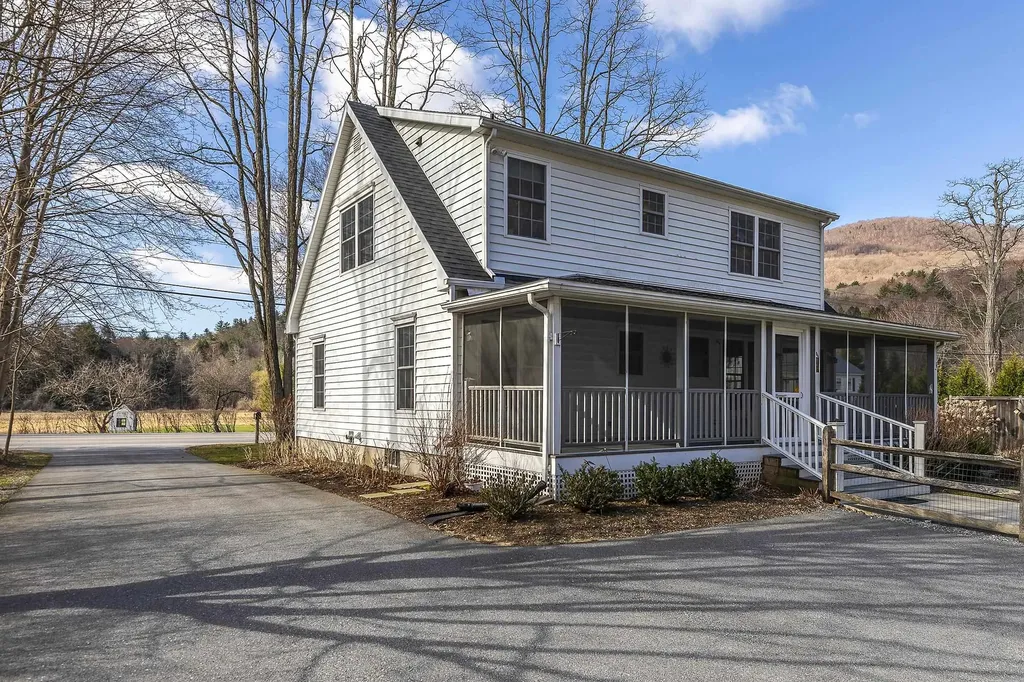 530 Route 313 Arlington VT 05250