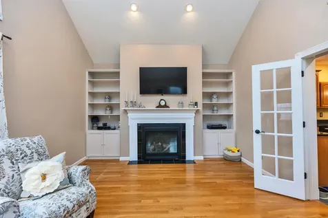 84 Pasture Drive Goffstown NH 03045