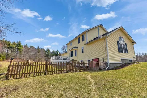 84 Pasture Drive Goffstown NH 03045