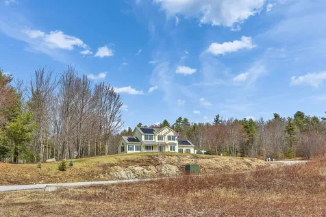 84 Pasture Drive Goffstown NH 03045