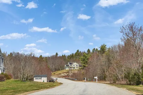 84 Pasture Drive Goffstown NH 03045