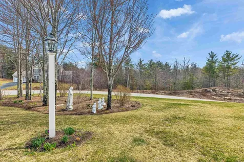 84 Pasture Drive Goffstown NH 03045
