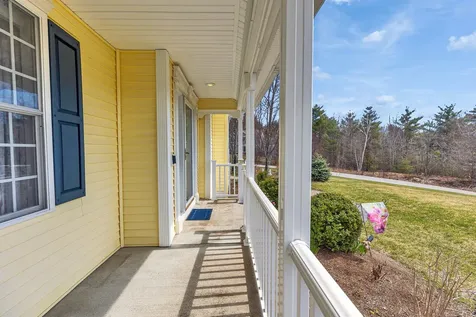 84 Pasture Drive Goffstown NH 03045