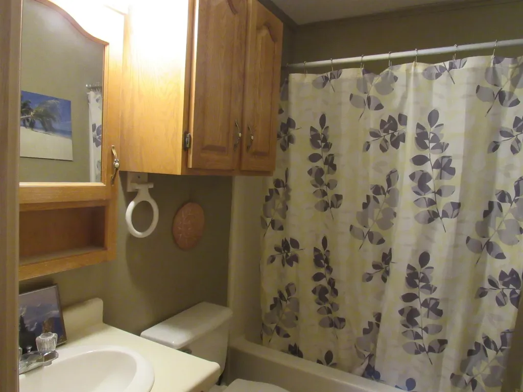 361 Holbrook Bay Commons Newport Town VT 05857