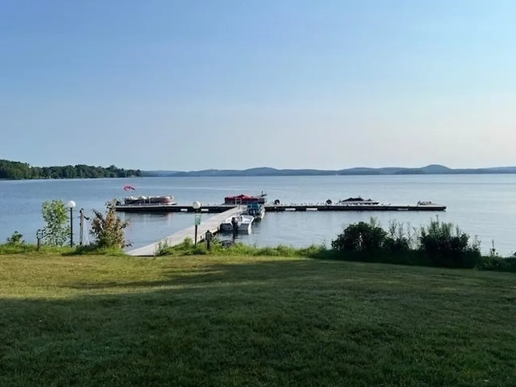 361 Holbrook Bay Commons Newport Town VT 05857