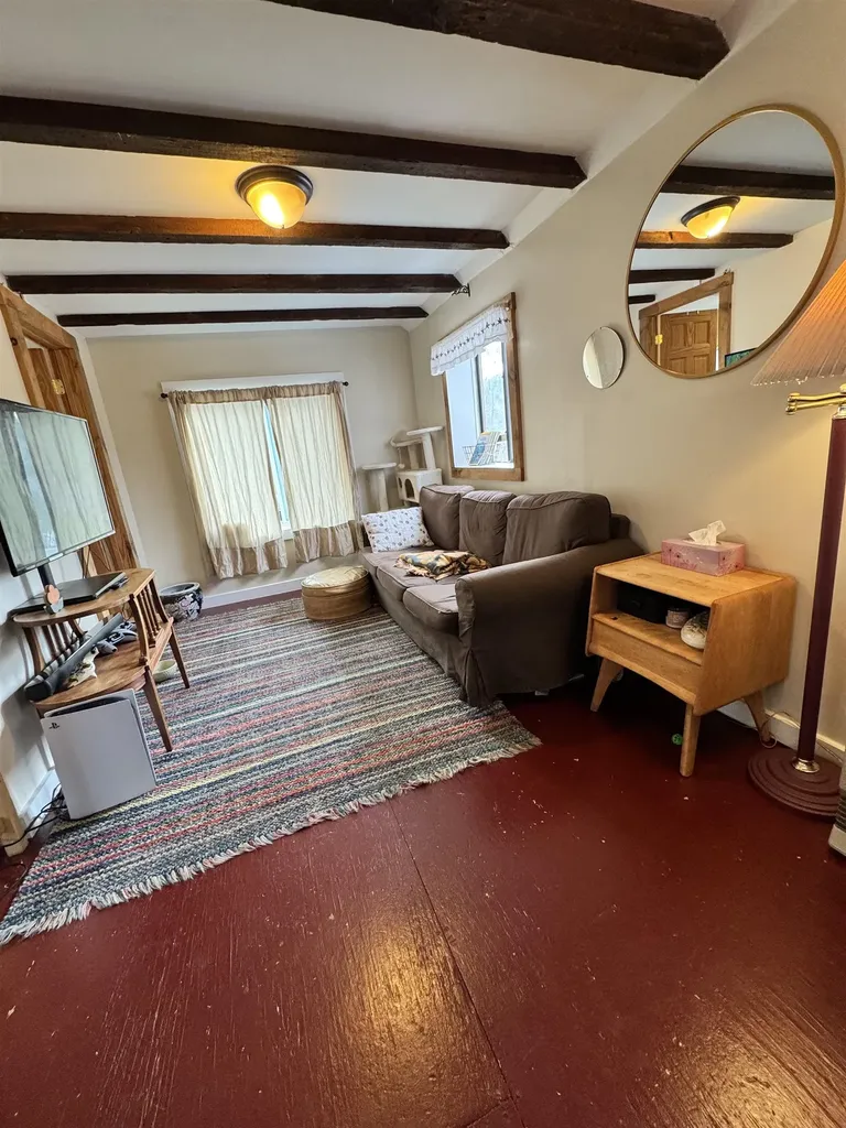 405 Cross Road Bradford VT 05033