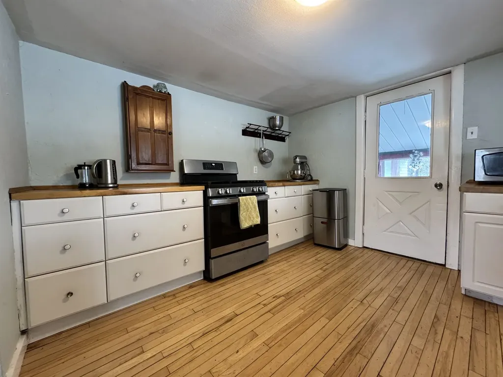 405 Cross Road Bradford VT 05033