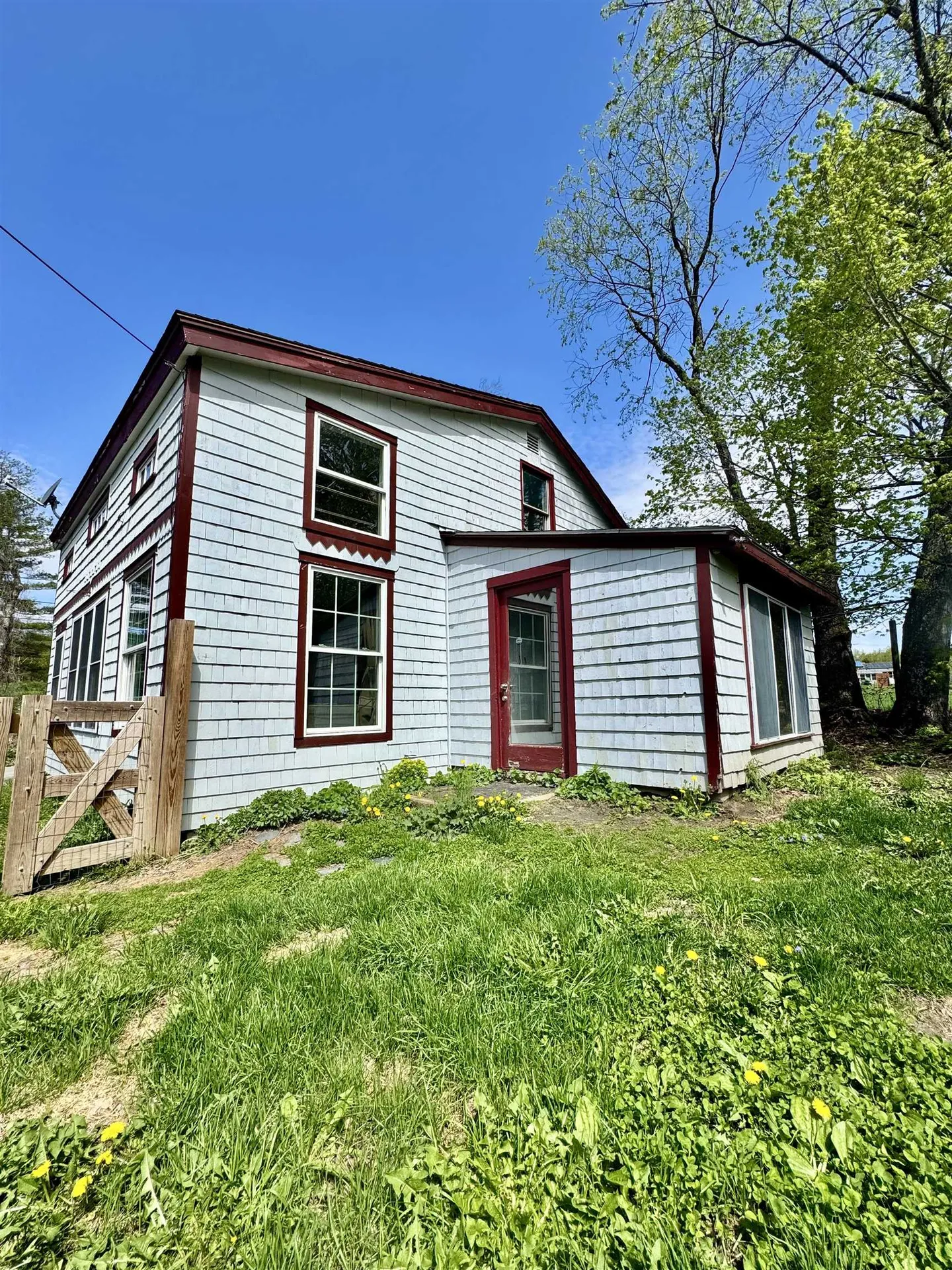 405 Cross Road Bradford VT 05033