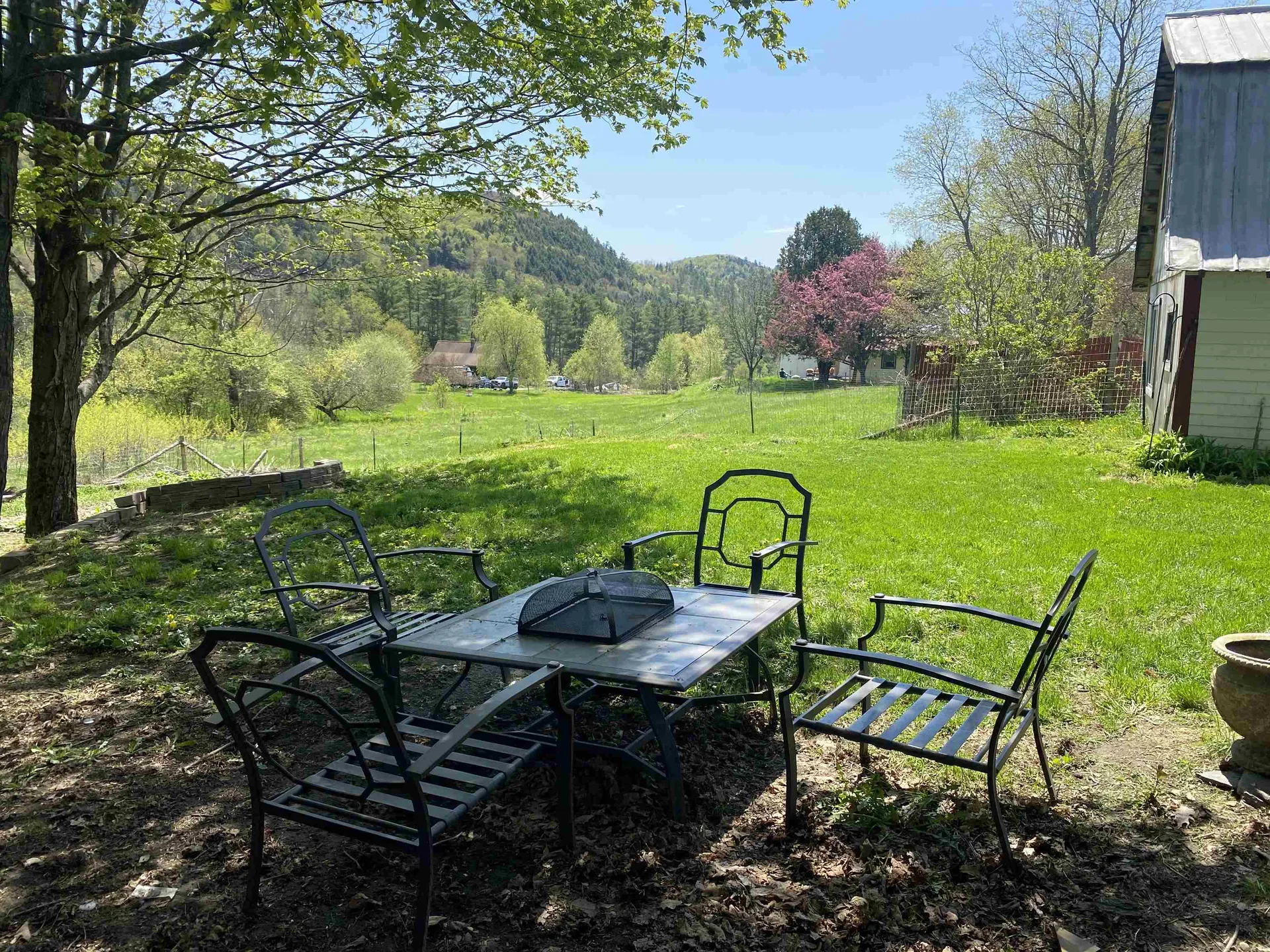 405 Cross Road Bradford VT 05033