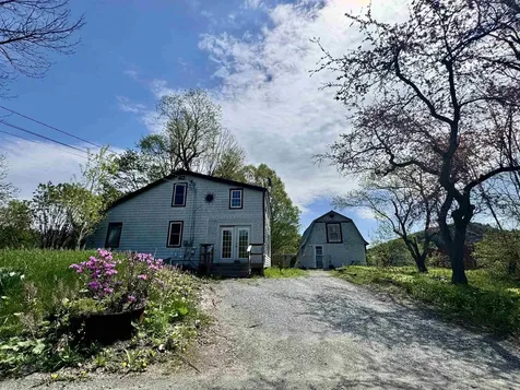 405 Cross Road Bradford VT 05033