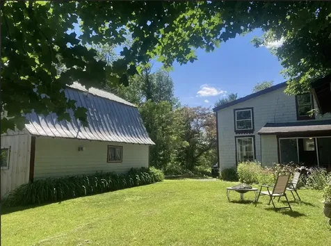 405 Cross Road Bradford VT 05033