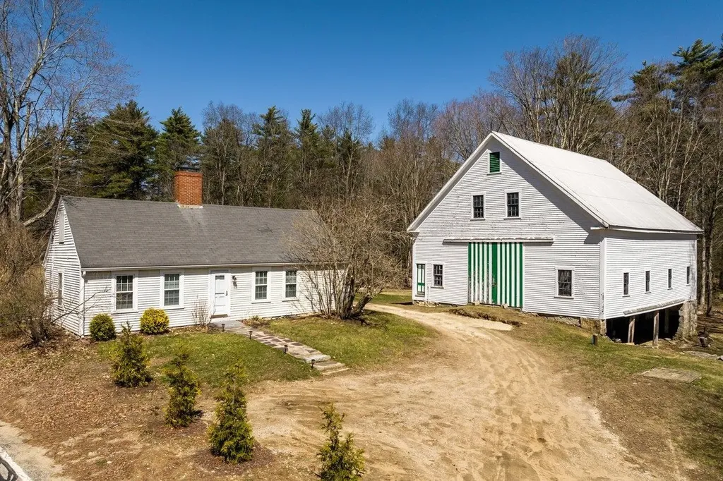 5 Mcdaniel Road Nottingham NH 03290