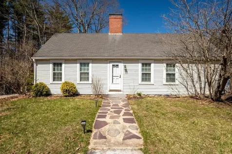 5 Mcdaniel Road Nottingham NH 03290