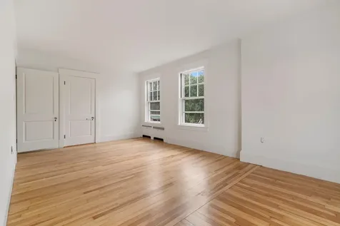 2124 Elm Street Manchester NH 03104