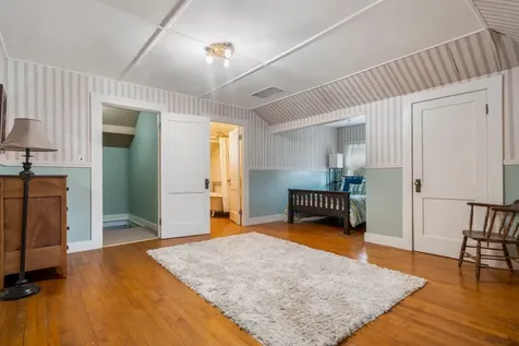 2124 Elm Street Manchester NH 03104
