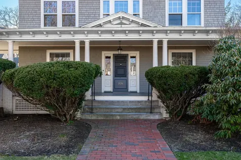 2124 Elm Street Manchester NH 03104
