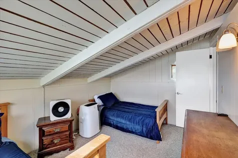 1780 Pelots Point Road North Hero VT 05474